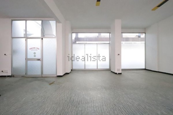 locale commerciale in affitto ad Alessandria in zona Centro Città