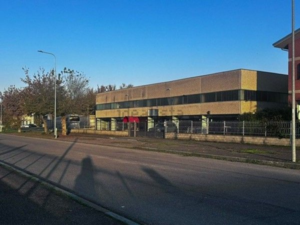 locale di sgombero in affitto ad Alessandria