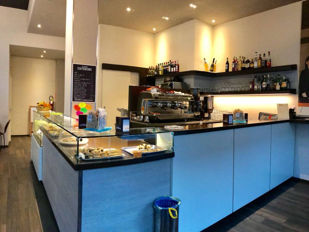 negozio in affitto ad Alessandria in zona Centro Città