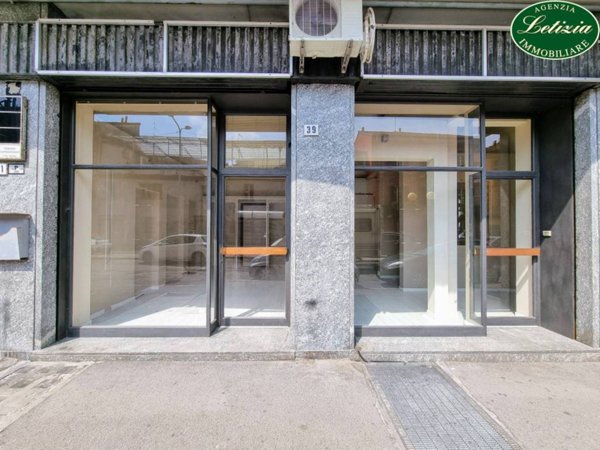 negozio in affitto ad Alessandria in zona Centro Città