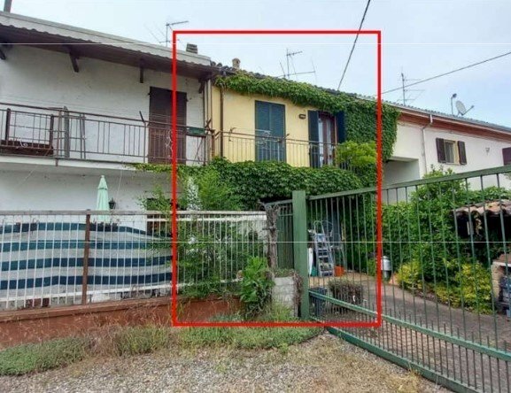 casa indipendente in affitto ad Alessandria in zona Litta Parodi