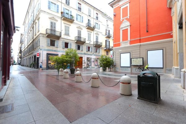 negozio in affitto ad Alessandria in zona Piazza Garibaldi