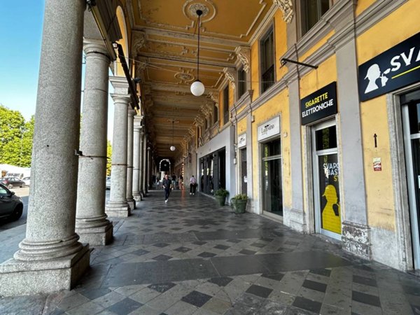 negozio in affitto ad Alessandria in zona Piazza Garibaldi