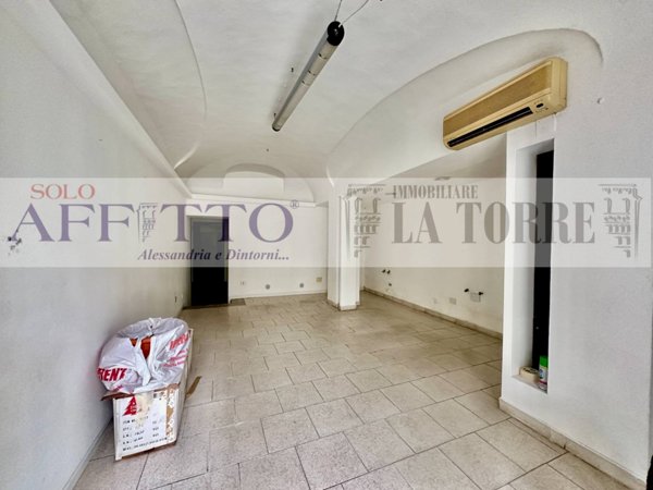 locale commerciale in affitto ad Alessandria in zona Centro Città
