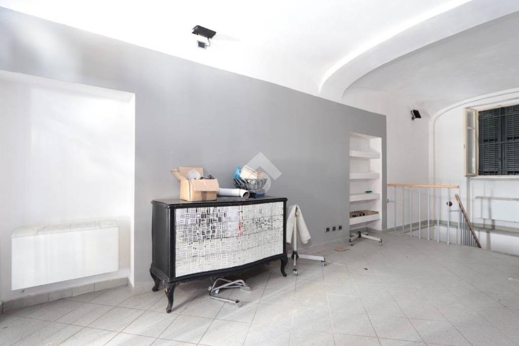 negozio in affitto ad Alessandria
