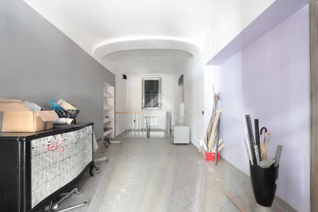 negozio in affitto ad Alessandria