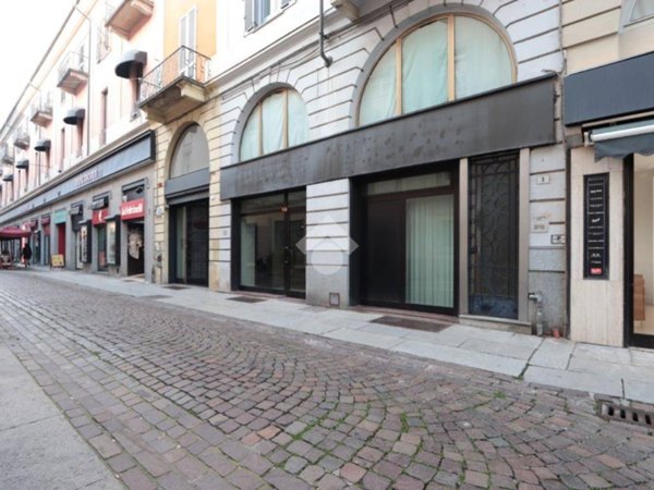 negozio in affitto ad Alessandria in zona Centro Città