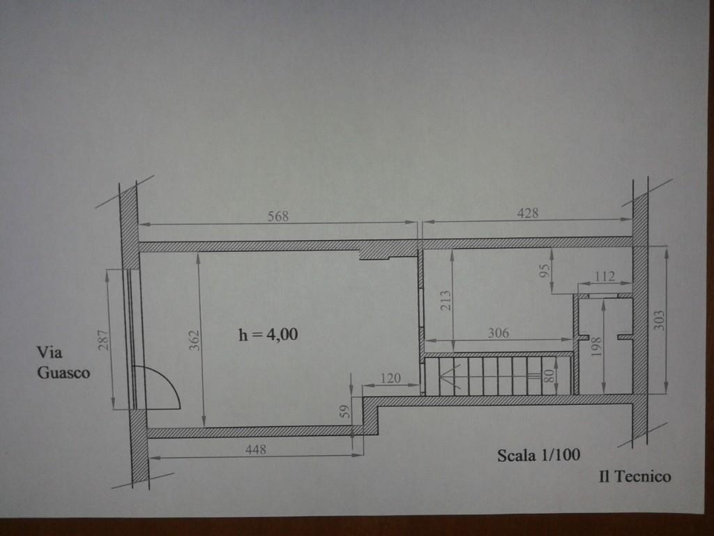 negozio in affitto ad Alessandria in zona Centro Città