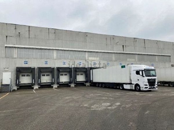 locale di sgombero in affitto ad Alessandria in zona Spinetta Marengo