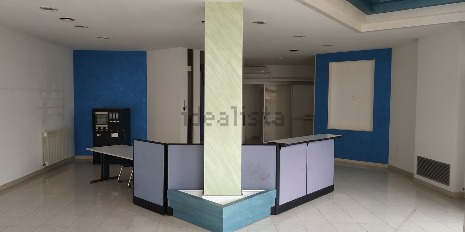 locale commerciale in affitto ad Alessandria in zona Spinetta Marengo