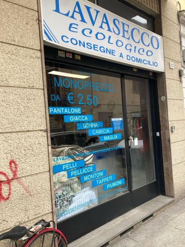 locale commerciale in affitto ad Alessandria