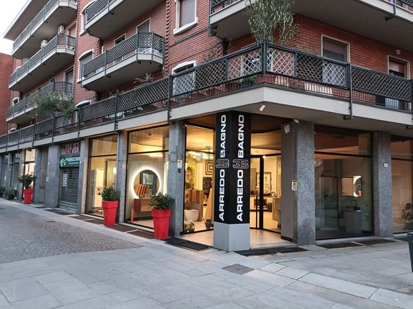 locale commerciale in affitto ad Alessandria