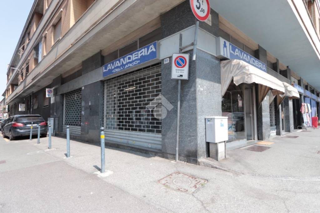 negozio in affitto ad Alessandria