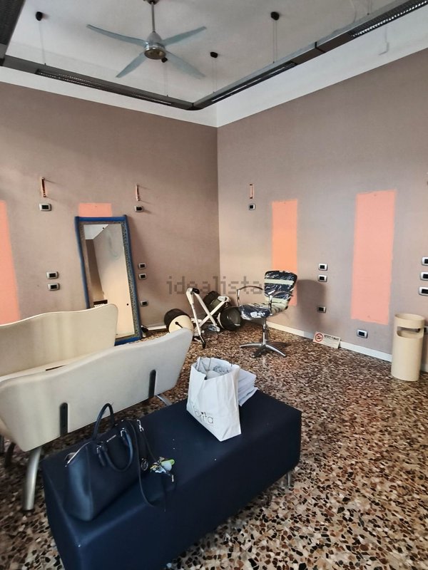 locale commerciale in affitto ad Alessandria in zona zona Pista