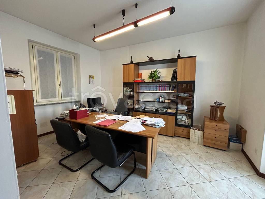 ufficio in affitto ad Alessandria in zona Borgo Rovereto