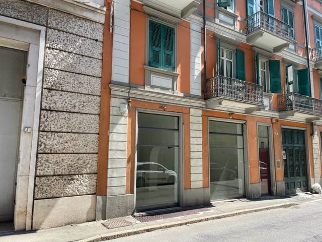 negozio in affitto ad Alessandria