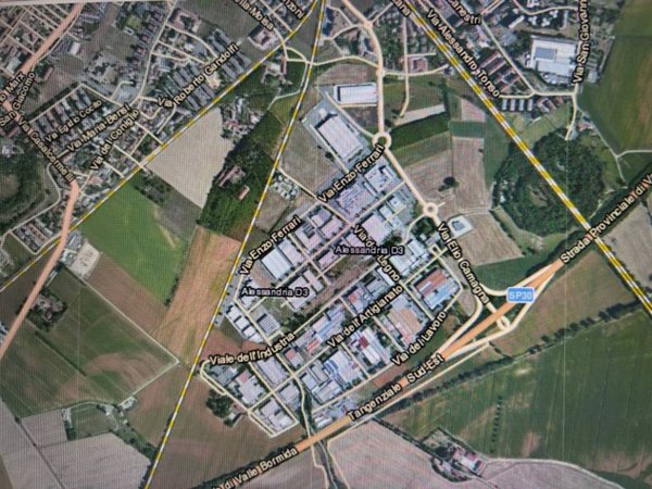 locale commerciale in affitto ad Alessandria in zona Il Cristo