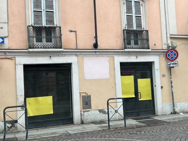 negozio in affitto ad Alessandria in zona Centro Città