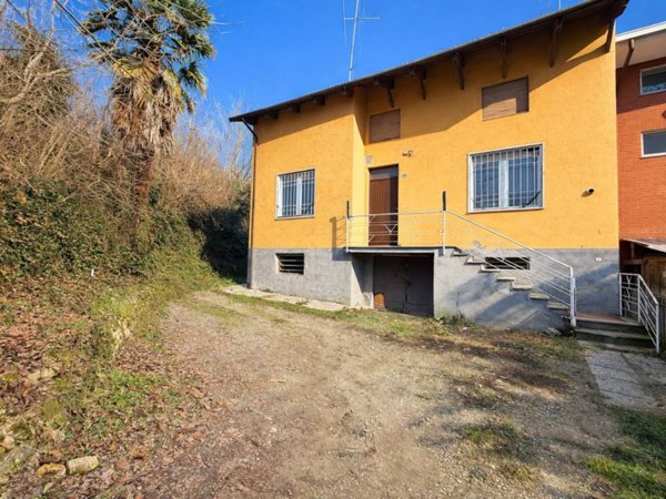 appartamento in affitto ad Alessandria in zona Valle San Bartolomeo