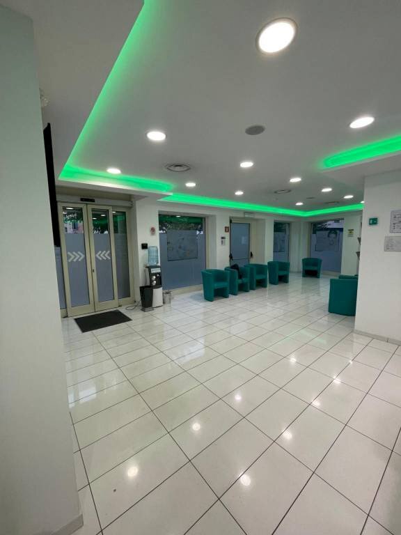 negozio in affitto ad Alessandria in zona Centro Città