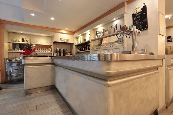 negozio in affitto ad Alessandria in zona Piazza Garibaldi