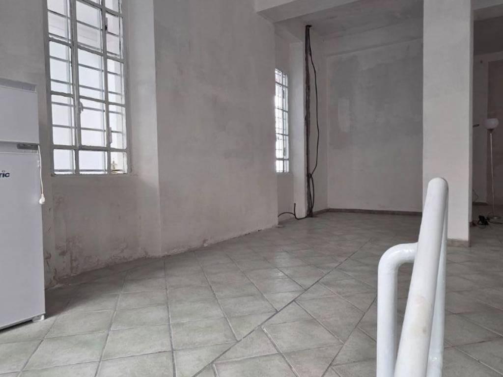 negozio in affitto ad Alessandria