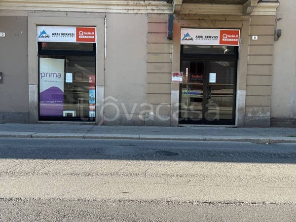 negozio in affitto ad Alessandria in zona Piazza Garibaldi