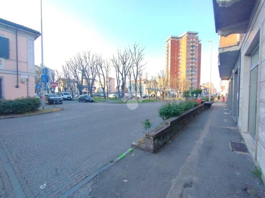ufficio in affitto ad Alessandria in zona Il Cristo