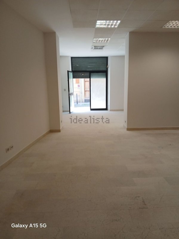 locale commerciale in affitto ad Alessandria