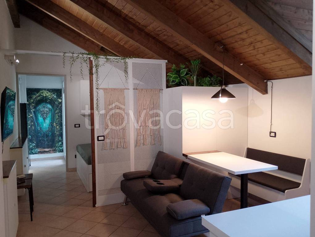 appartamento in affitto ad Alessandria in zona Borgo Rovereto