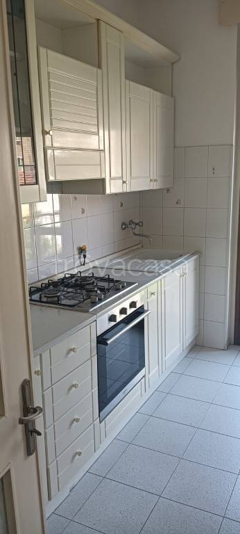 appartamento in affitto ad Alessandria in zona zona Pista