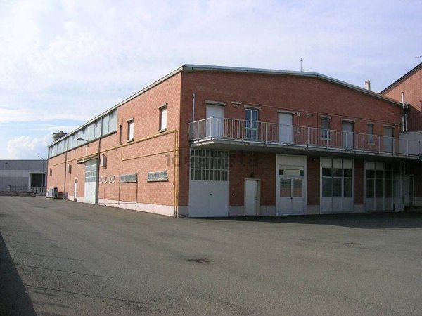 capannone in affitto ad Alessandria in zona Il Cristo