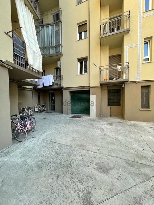 locale di sgombero in affitto ad Alessandria in zona Piazza Garibaldi