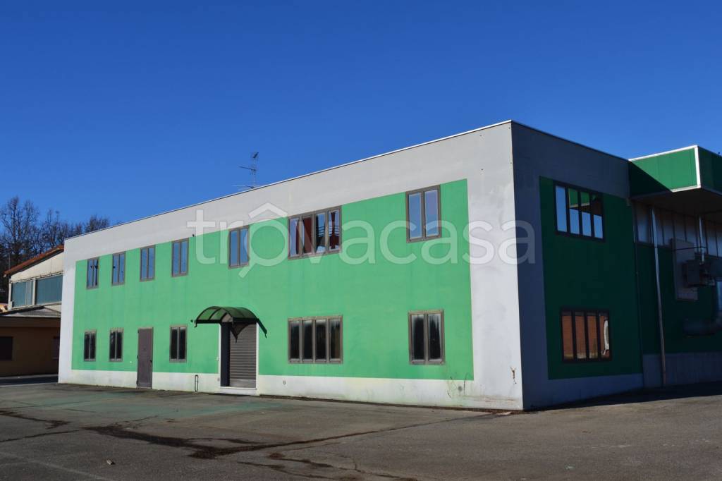 ufficio in affitto a Verrone