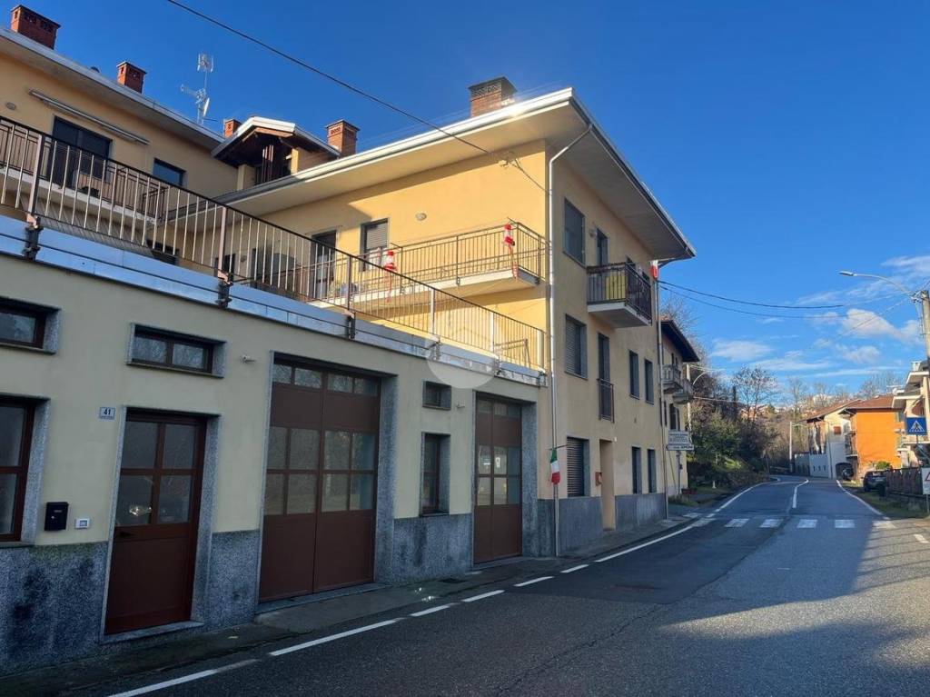 appartamento in affitto a Lessona in zona Crosa