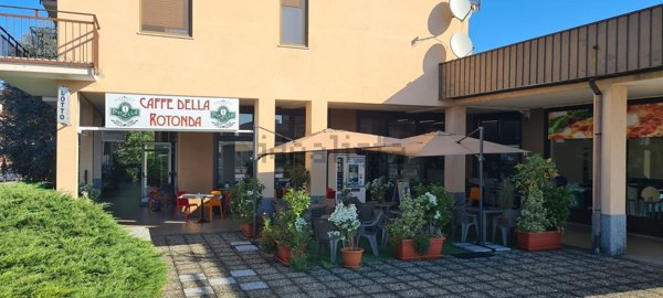 negozio in affitto a Quaregna Cerreto in zona Quaregna