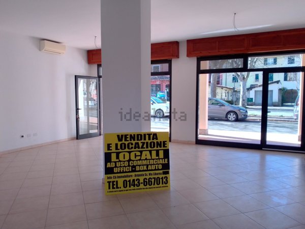 locale commerciale in affitto ad Arquata Scrivia
