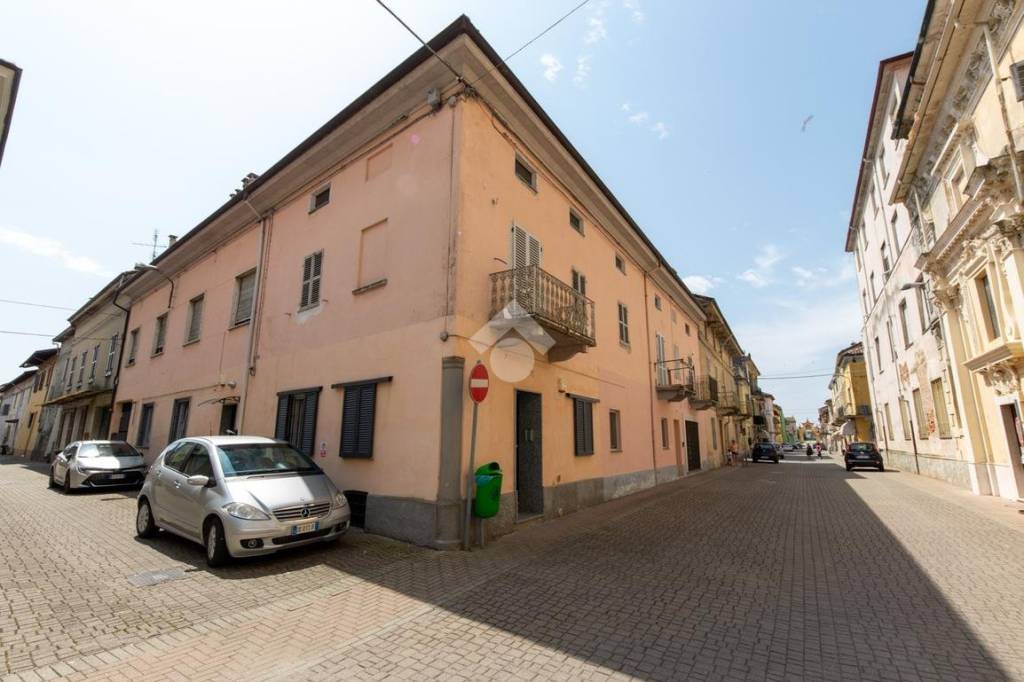 appartamento in affitto a Borgo San Martino