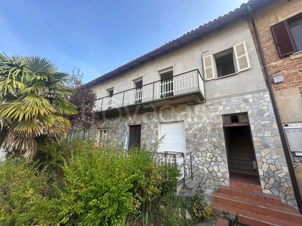 appartamento in affitto a Camagna Monferrato