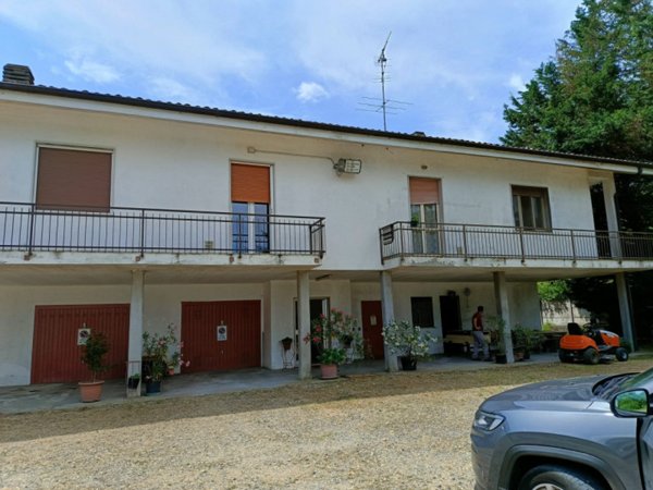 appartamento in affitto a Casale Monferrato in zona Vialarda