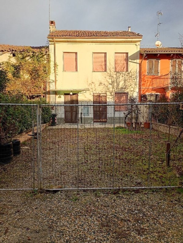 casa indipendente in affitto a Casale Monferrato in zona Terranova