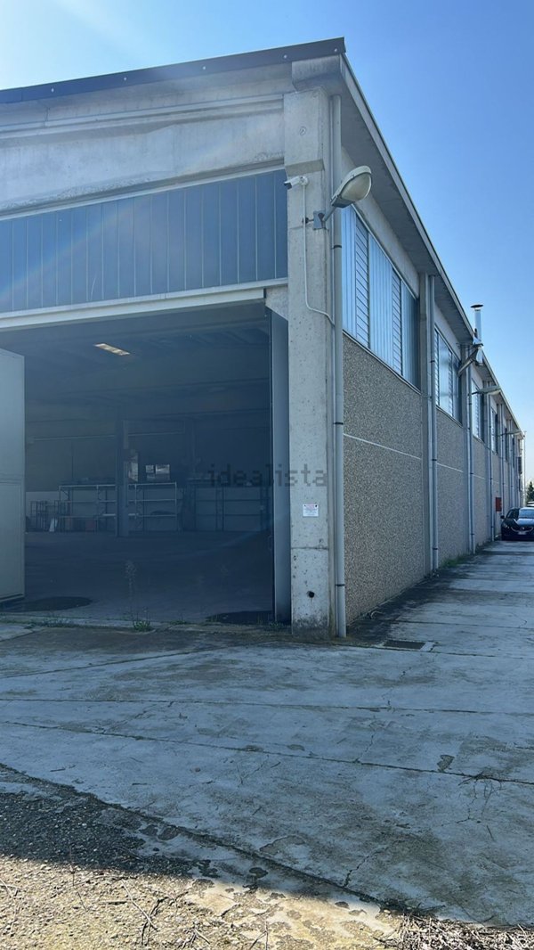 capannone in affitto a Casale Monferrato