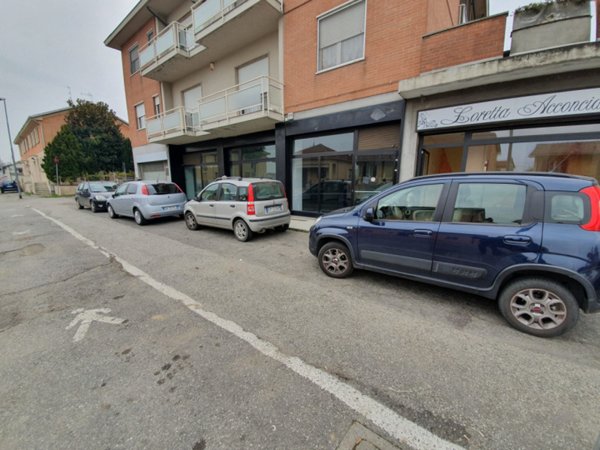 casa indipendente in affitto a Casale Monferrato