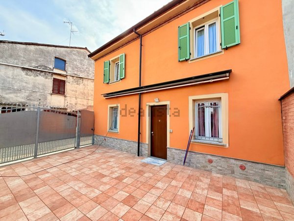 casa indipendente in affitto a Castellazzo Bormida