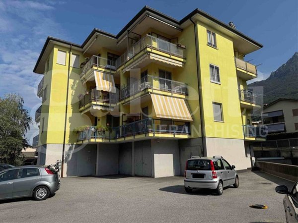 appartamento in affitto ad Abbadia Lariana