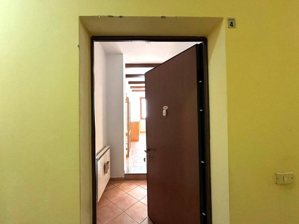 appartamento in affitto a Ballabio