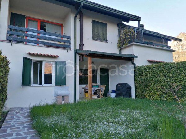 appartamento in affitto a Ballabio