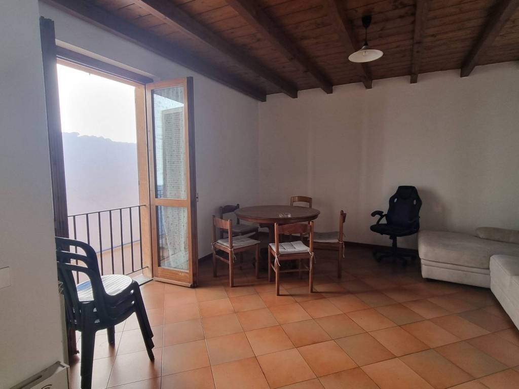 appartamento in affitto a Brivio