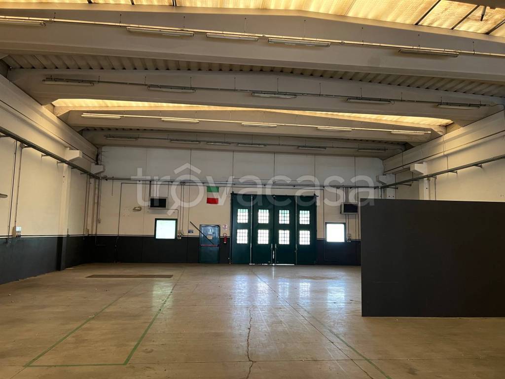 appartamento in affitto a Calco