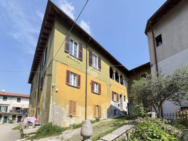 appartamento in affitto a Calco